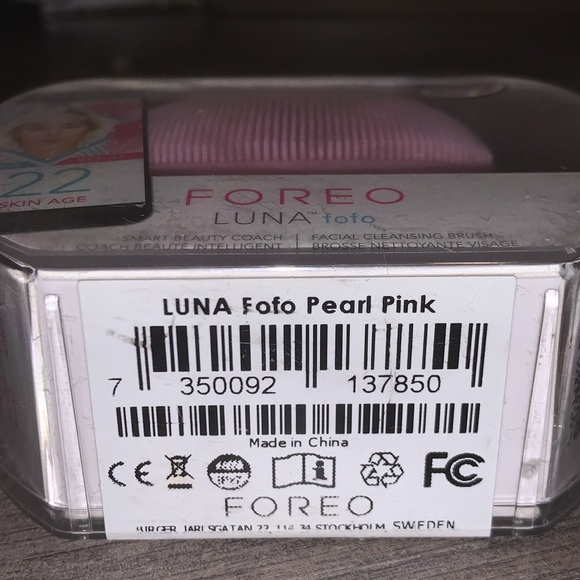 ✨MSRP $89✨ NEW FOREO LUNA™ fofo 2-in-1 24K Smart Facial Silicone Cleansing Brush - Picture 3 of 4